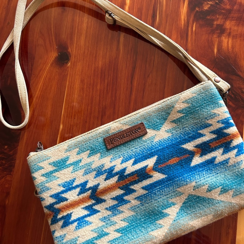 Pendleton Blue and Tan Women's Bag